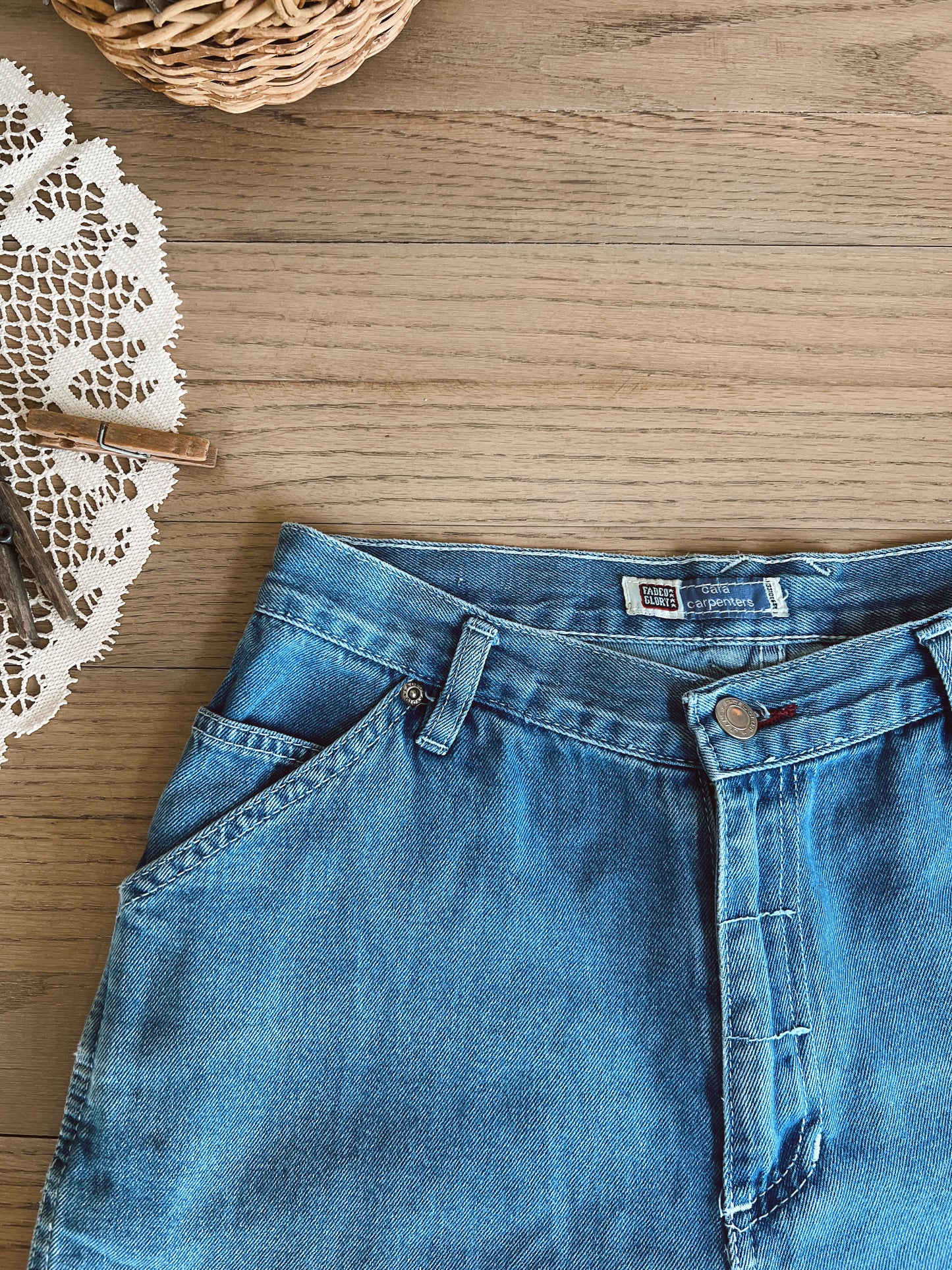 Classic Vintage Denim Shorts (28”)