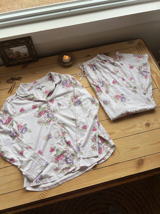 Vintage Spring Pjs (M)