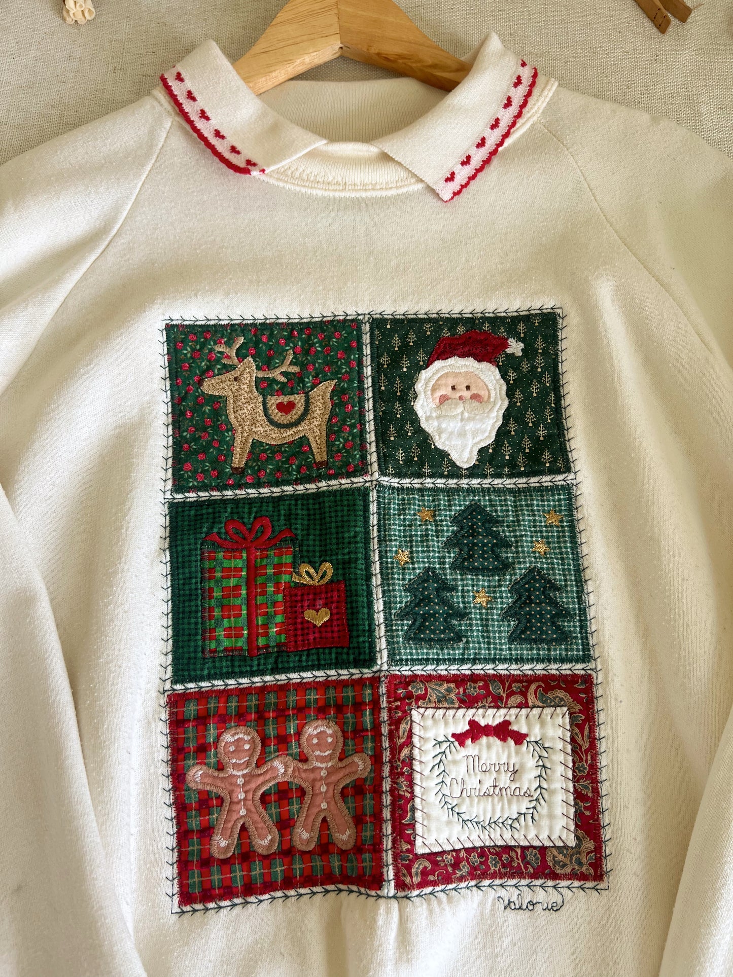 Vintage Christmas Crewneck (XL)