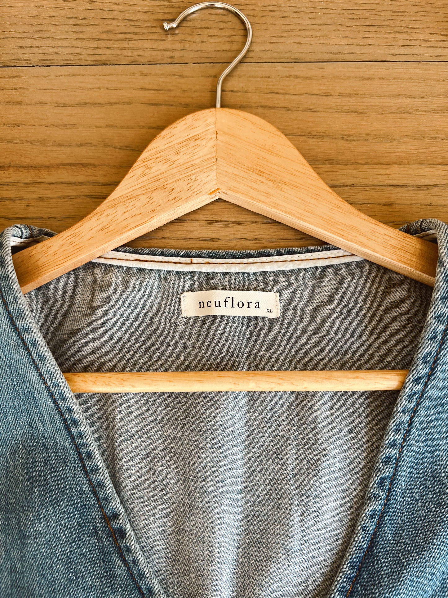 Neuflora Rye Vest (XL)