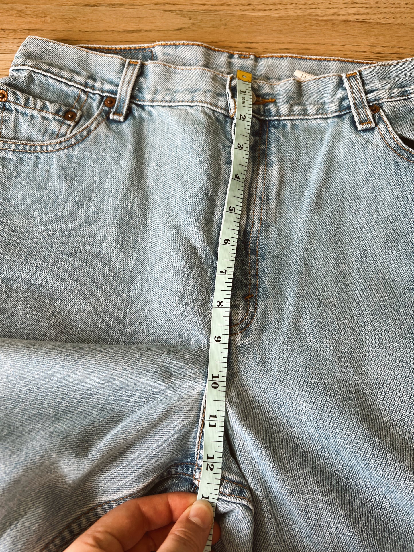 Vintage 550 Levi’s (31”W)