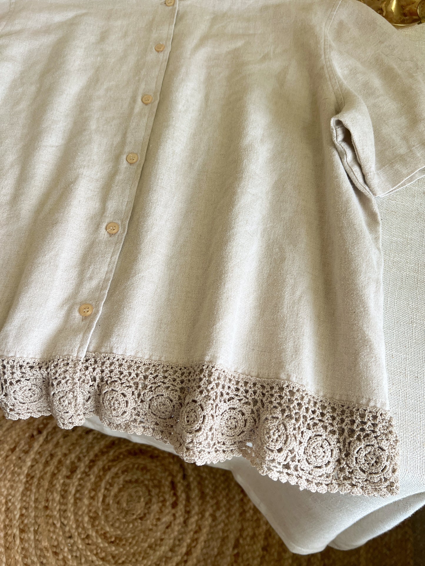 Beautiful Linen Blouse (XL)