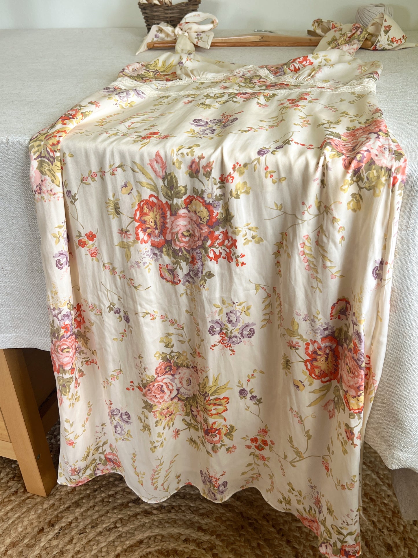 Stunning Floral Dress (M)