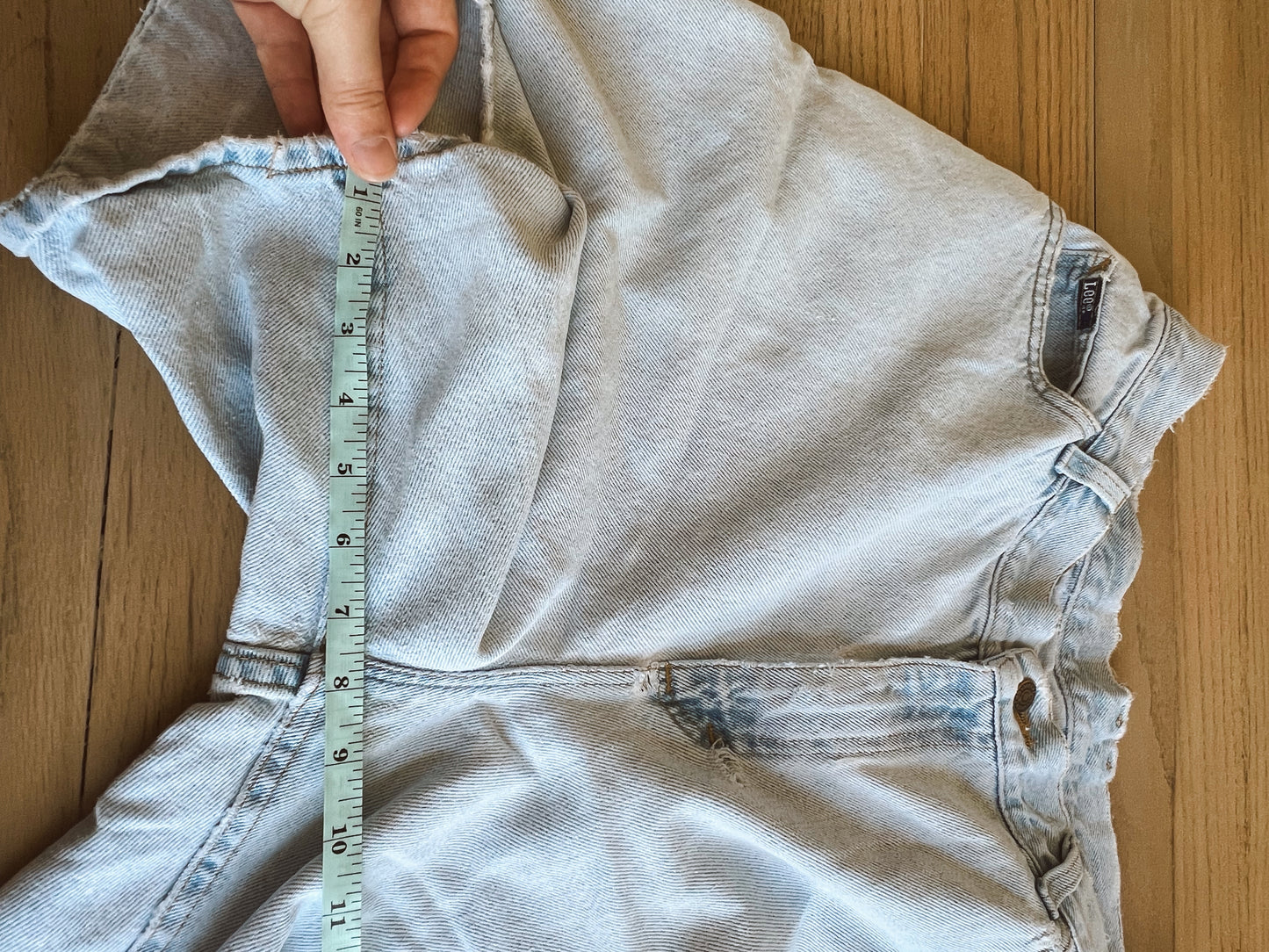 Lee Denim Shorts (36”W)