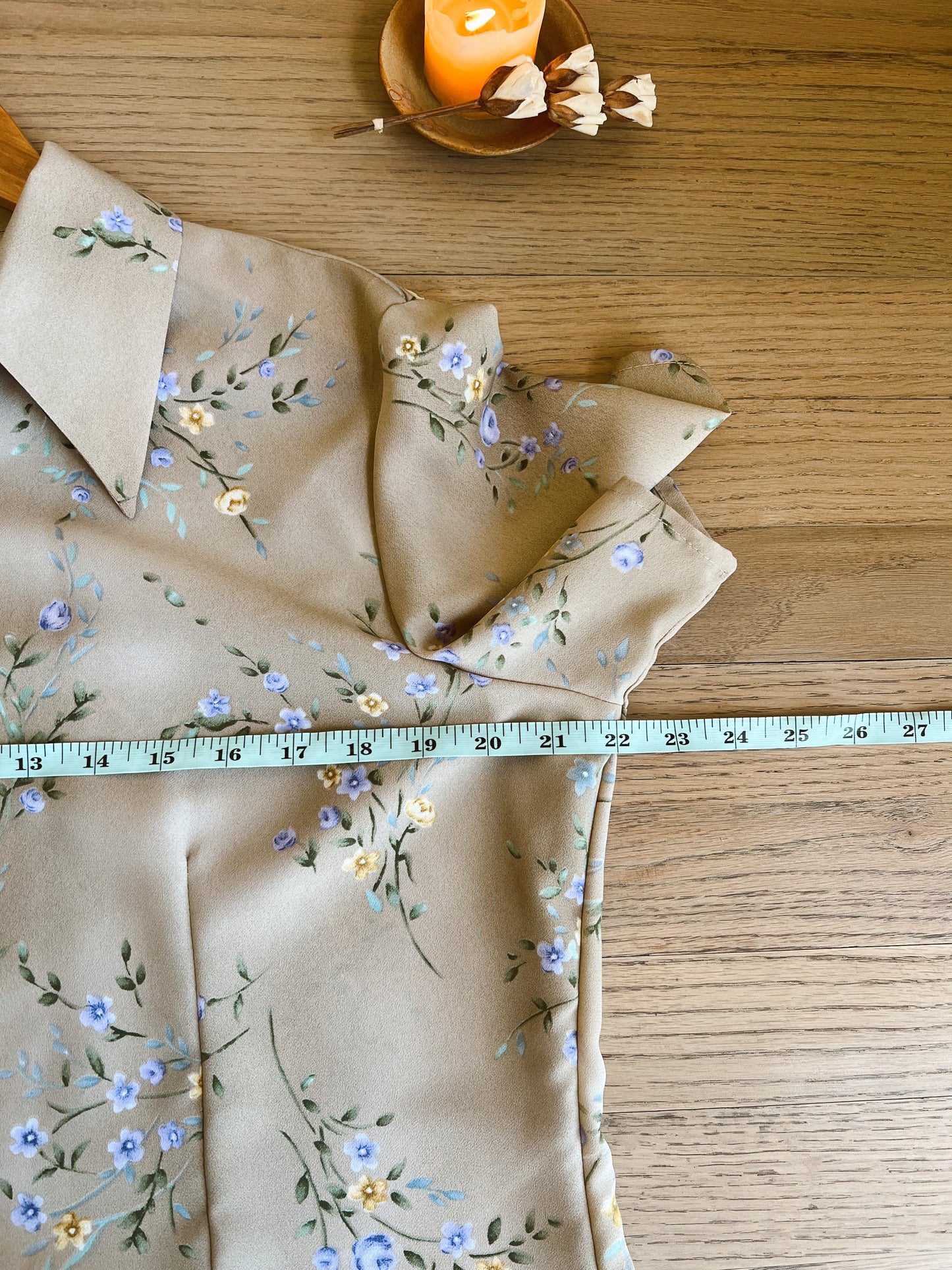Floral Button-Up (L)