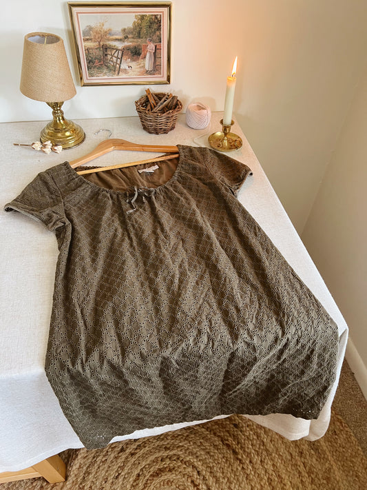 Dainty J.Crew Dress (10)