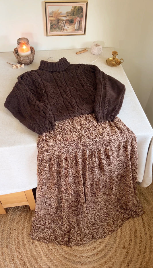 Vintage Cable Knit Sweater (S)