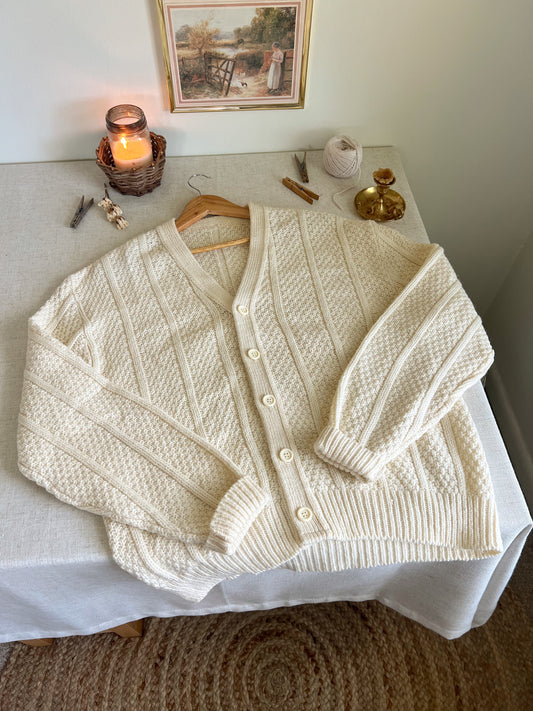 Vintage Knit Cardigan (L/XL)