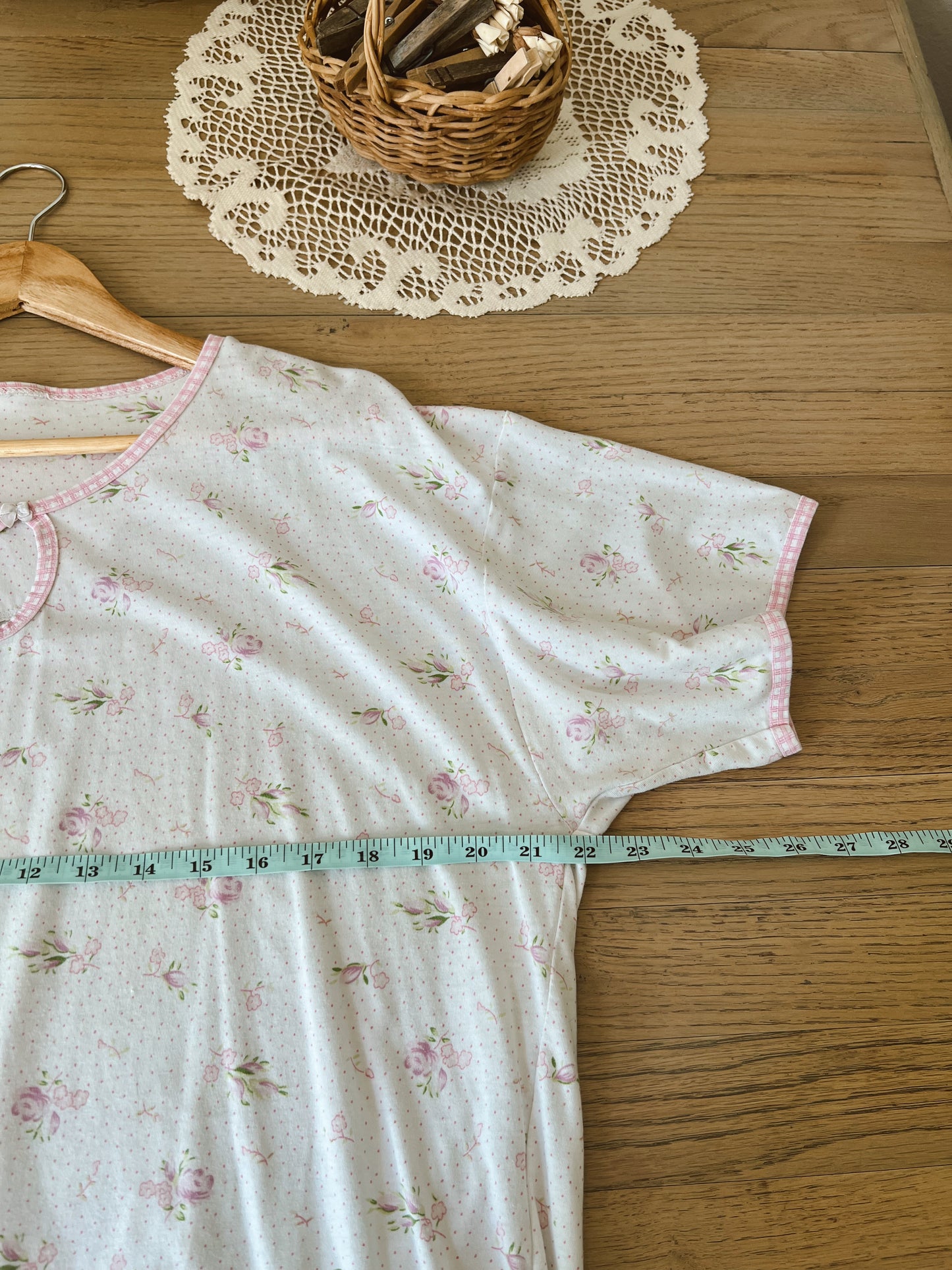 Dainty Floral Nightgown (L)