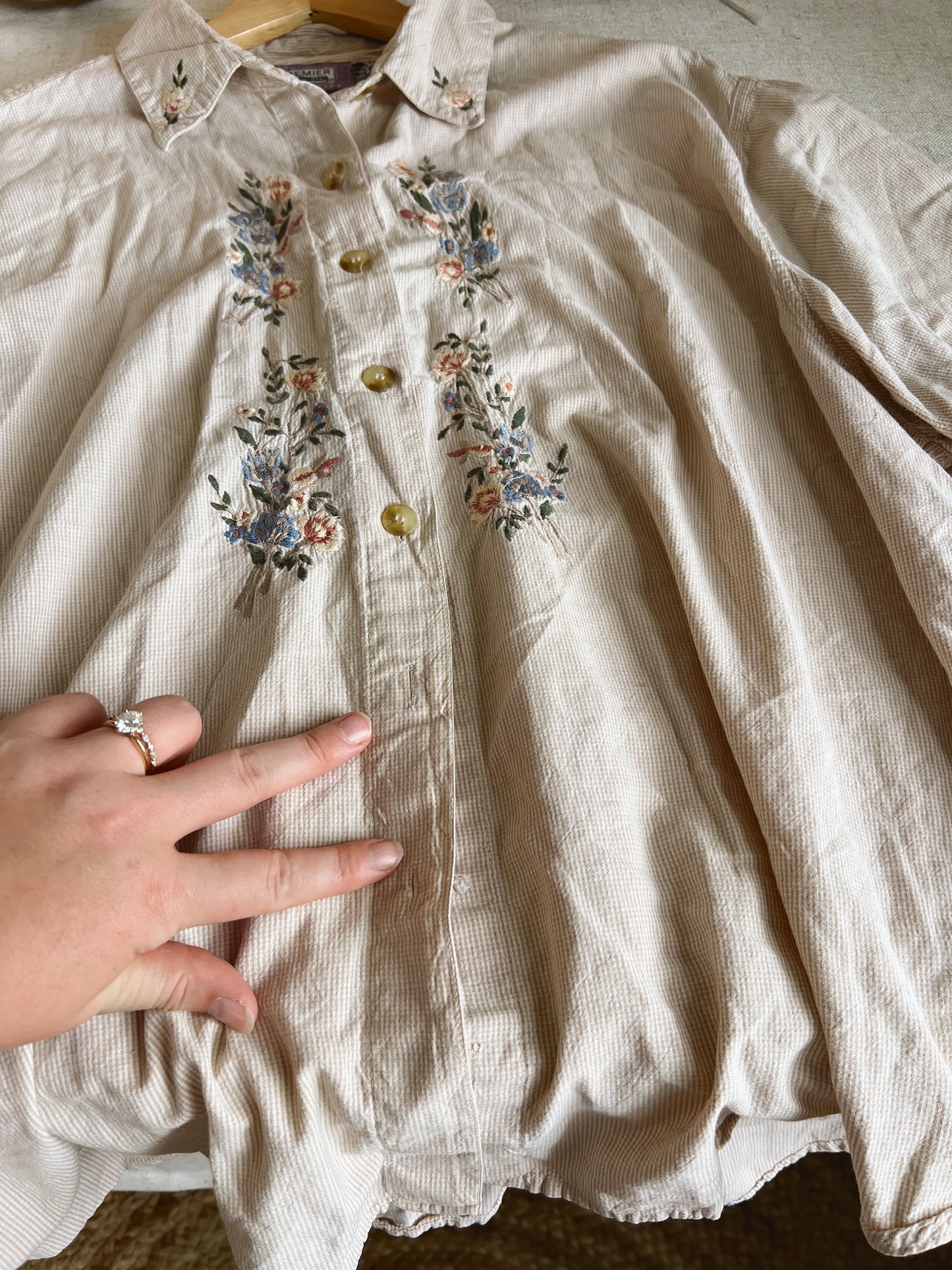 Vintage Button Up (2X)