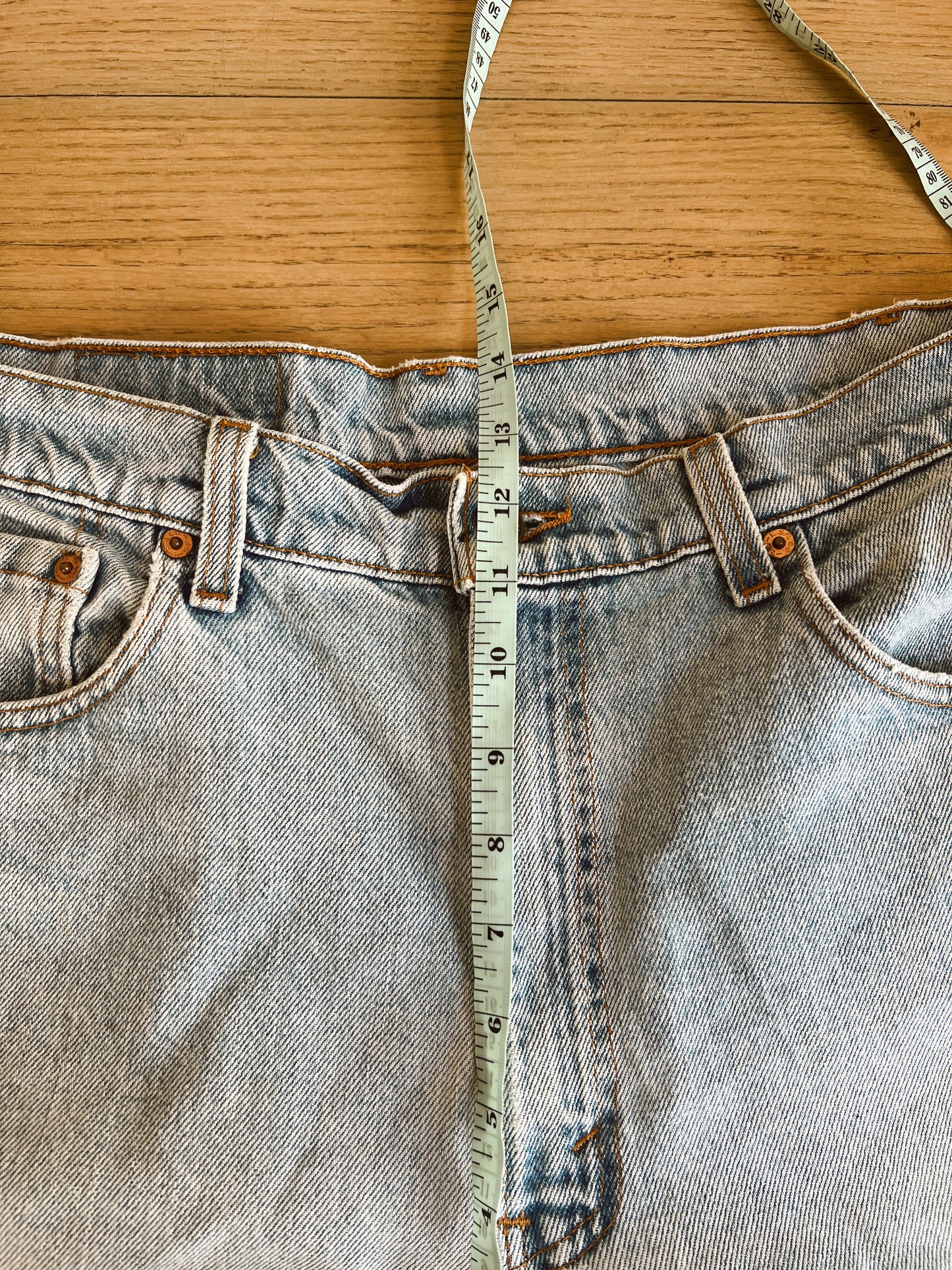 Vintage 550 Levi’s (36”W)