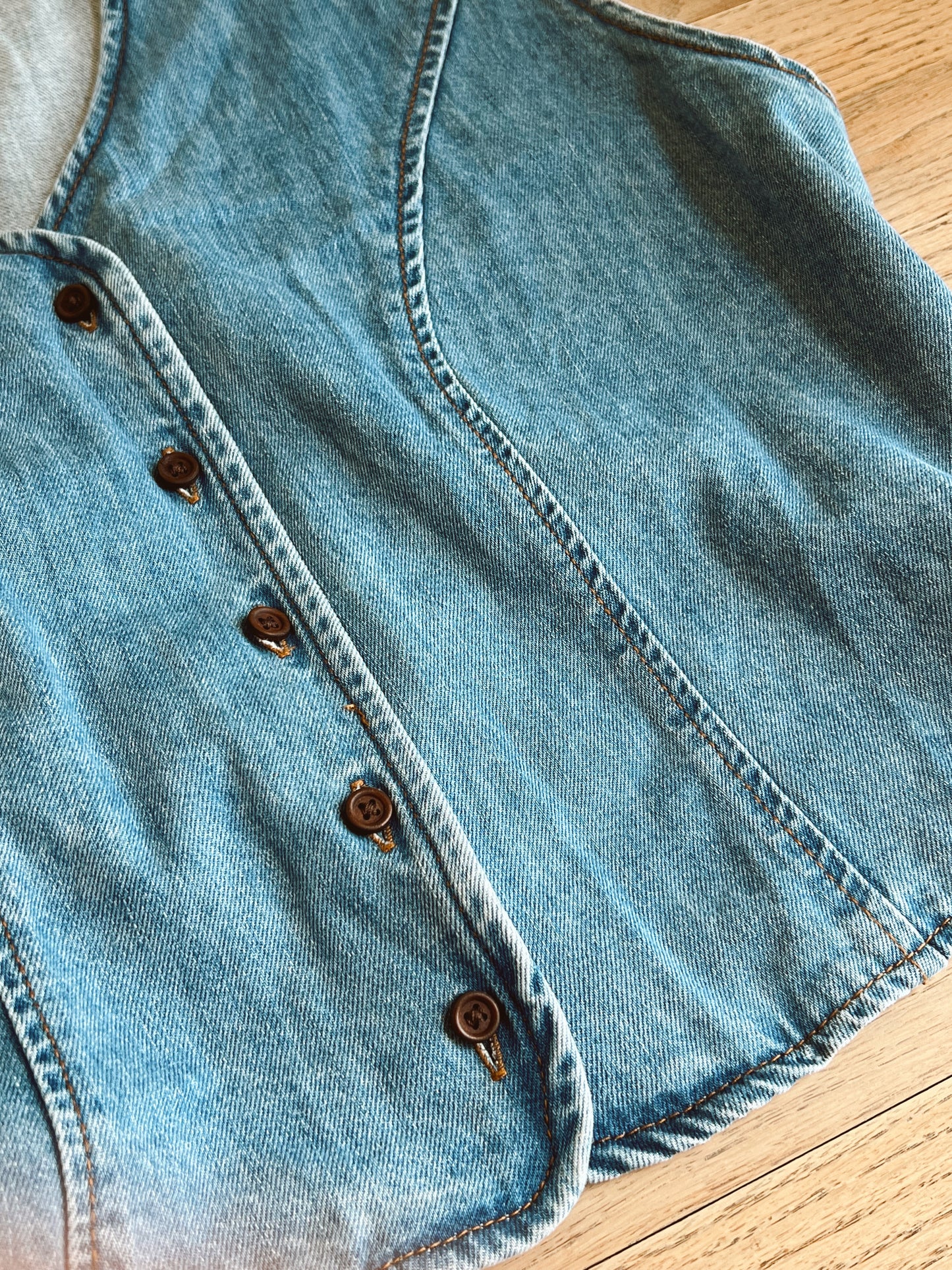 Neuflora Rye Vest (XL)