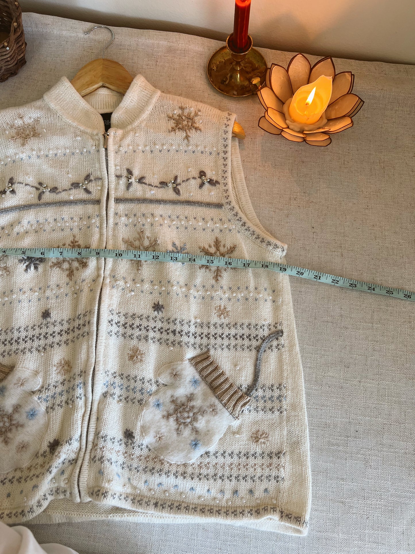 Adorable Vtg Christmas Vest (L)