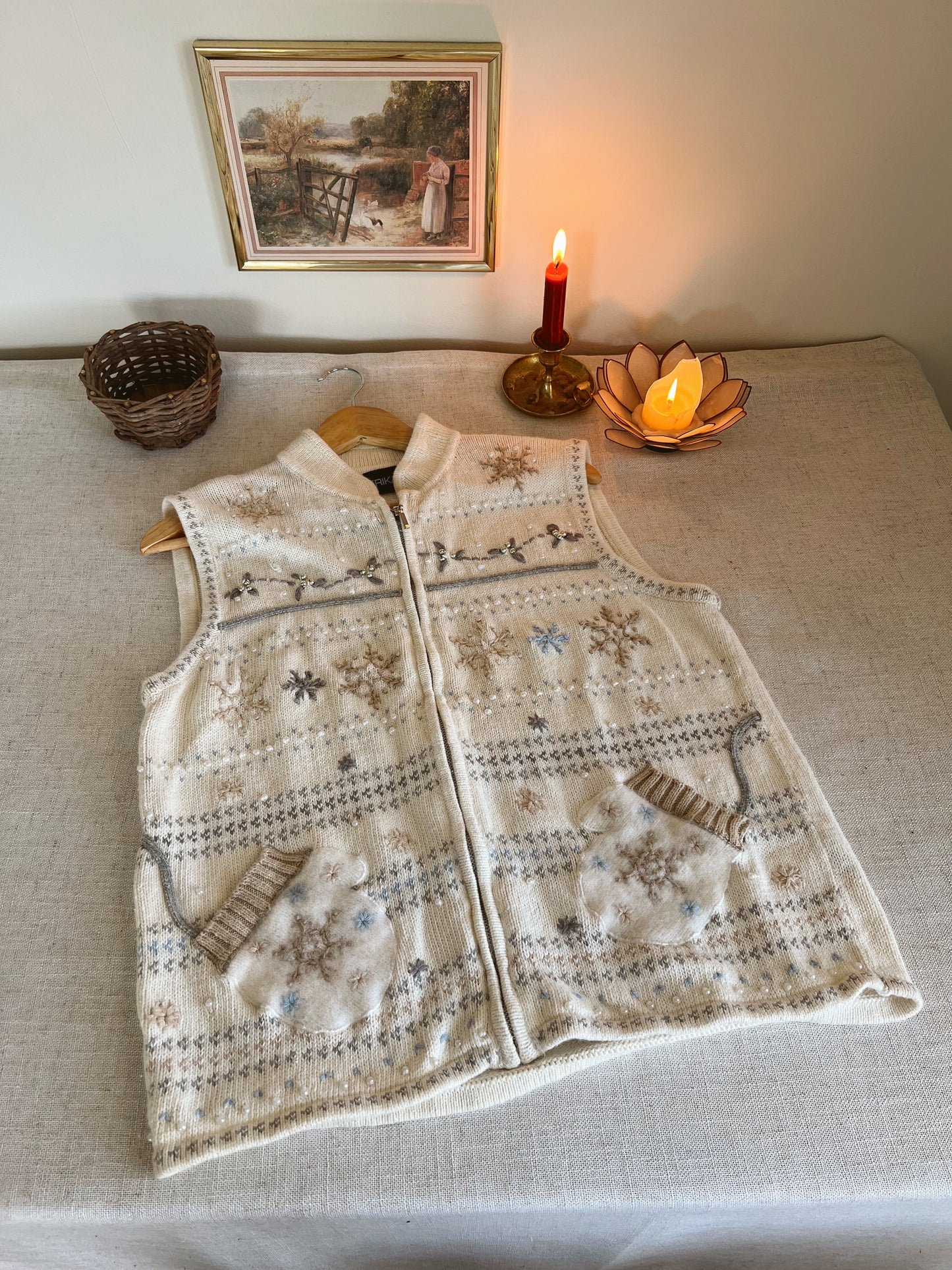 Adorable Vtg Christmas Vest (L)