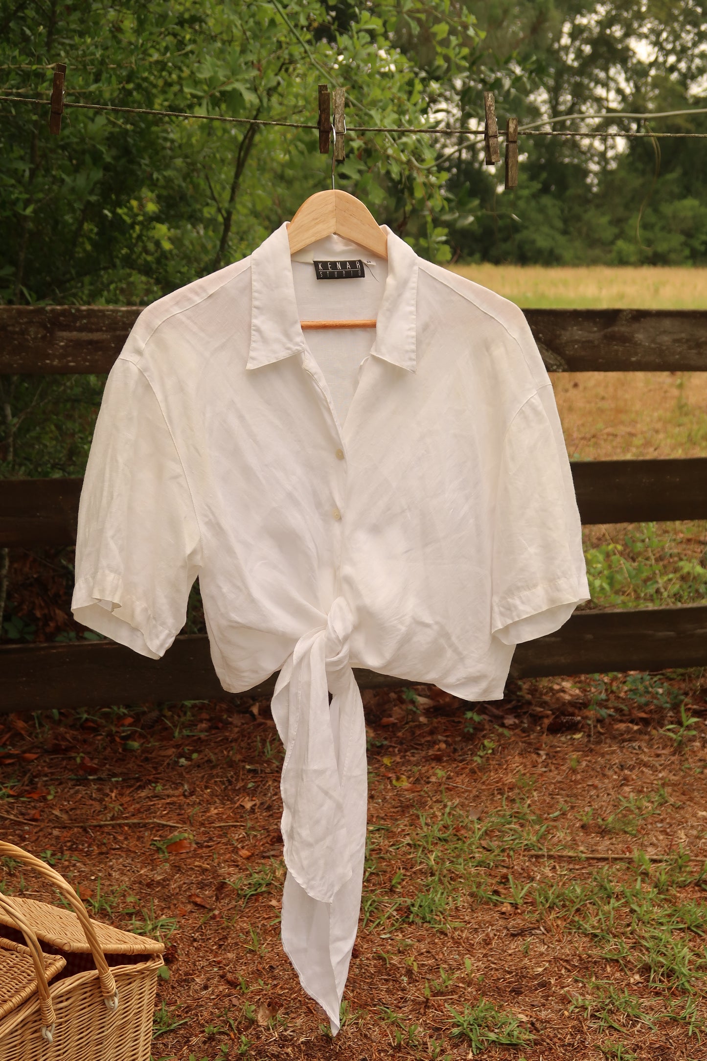 Gorgeous 100% Linen Blouse (M)