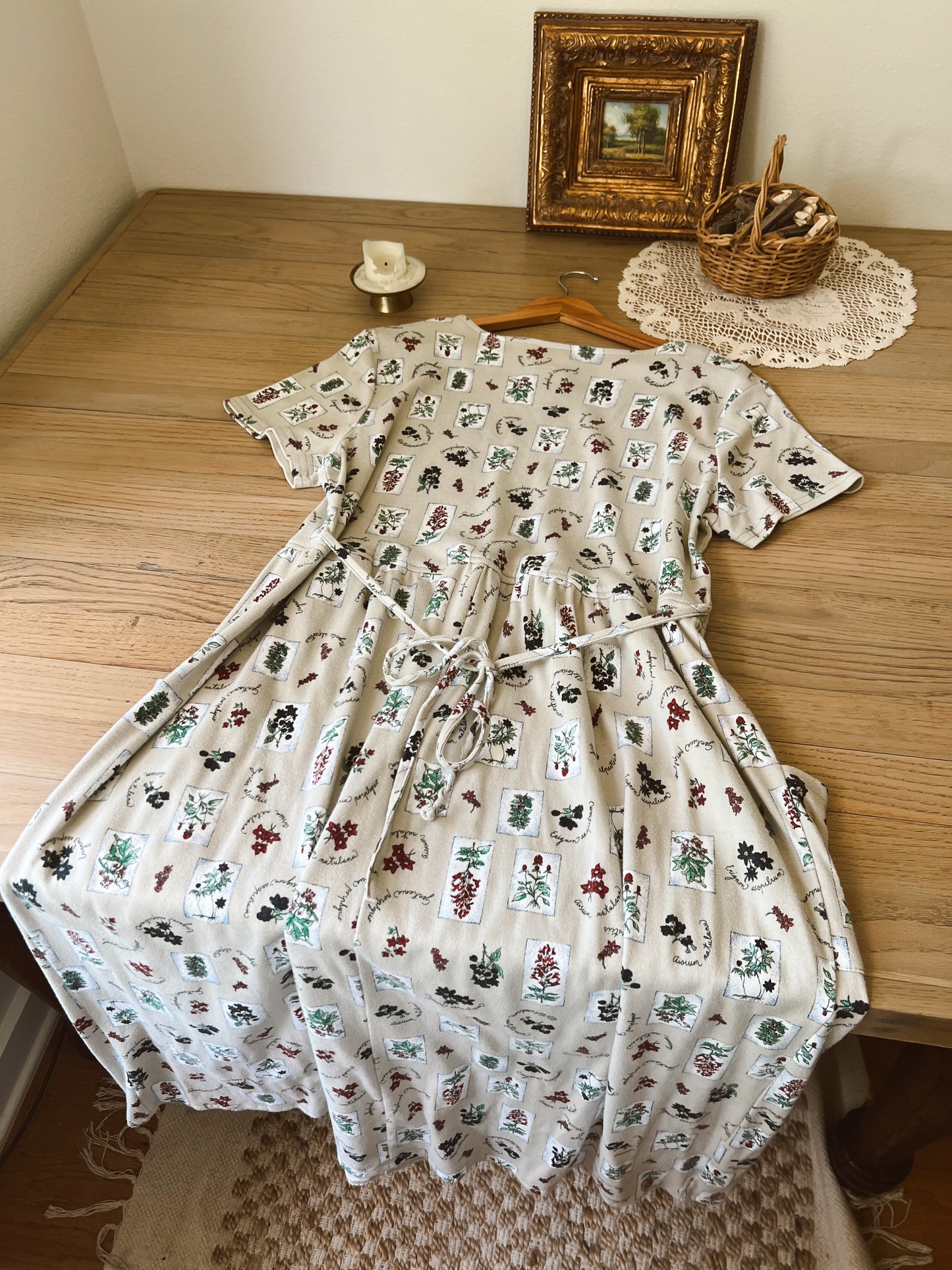 Floral Vintage Dress (XL)