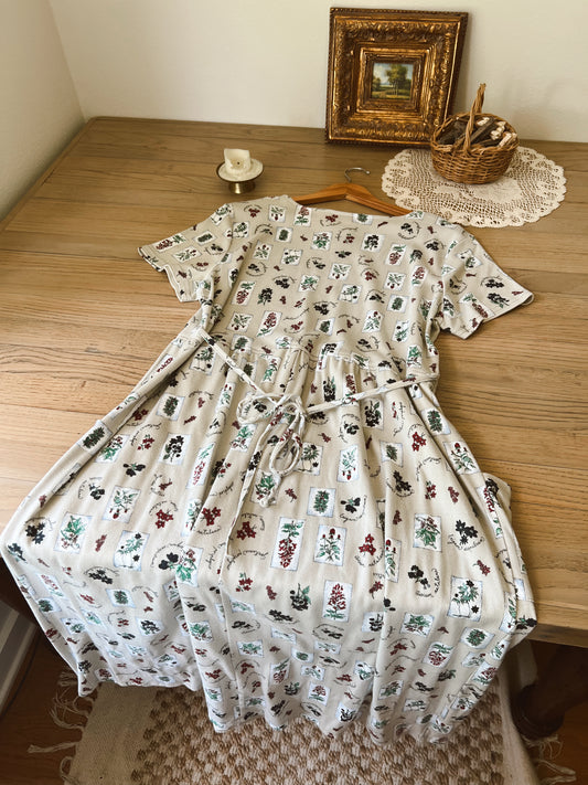 Floral Vintage Dress (XL)