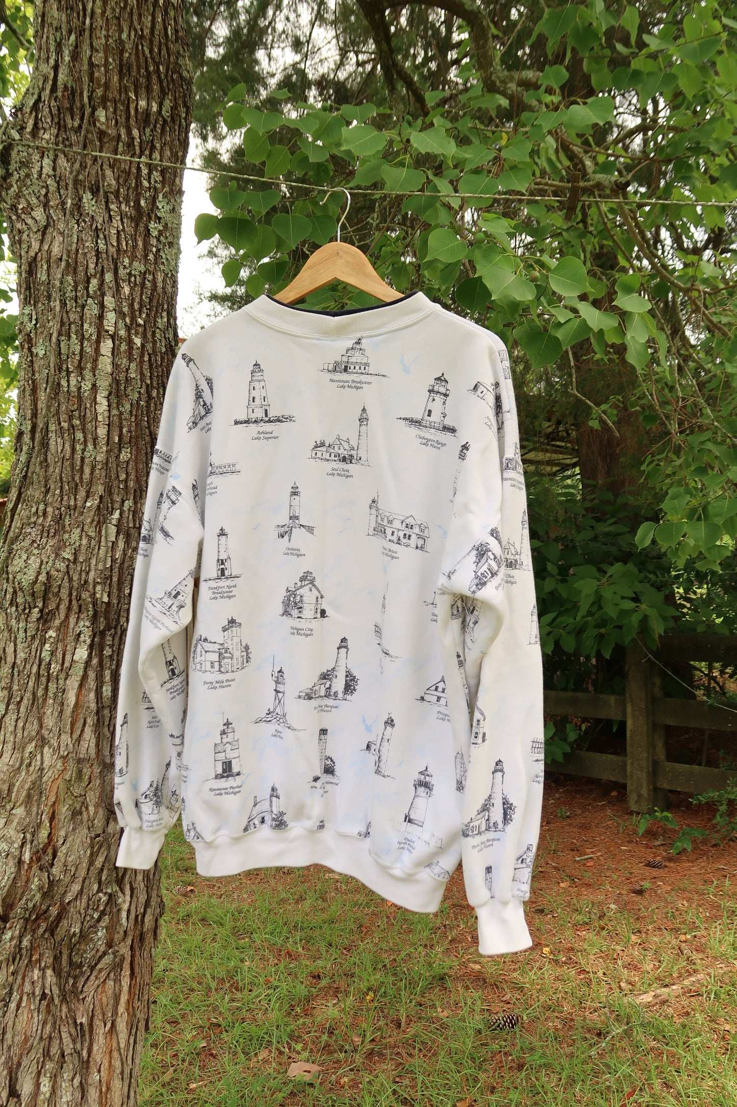 Vintage Lighthouse Crewneck (XL)