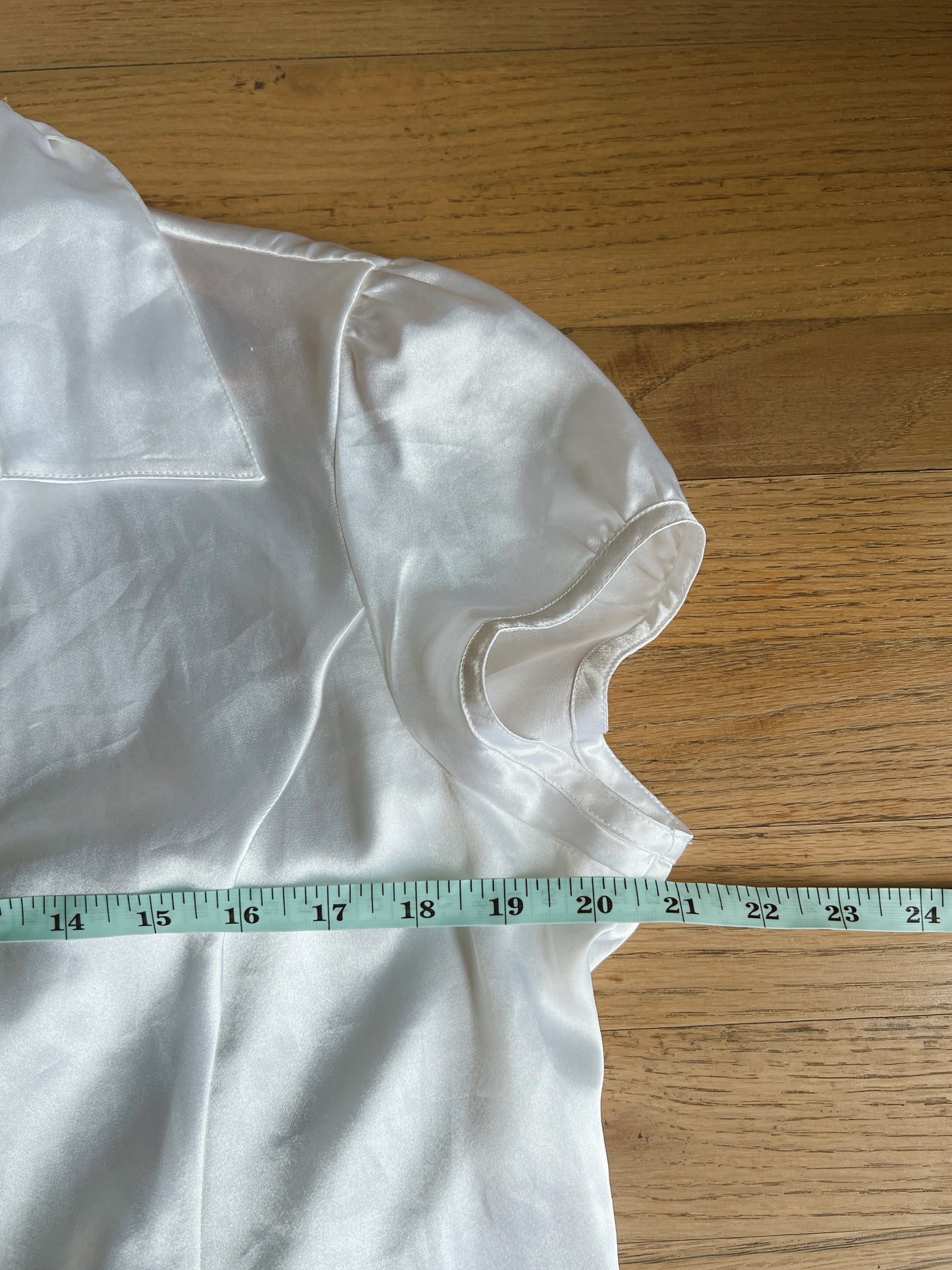 Silky Blouse (XL)