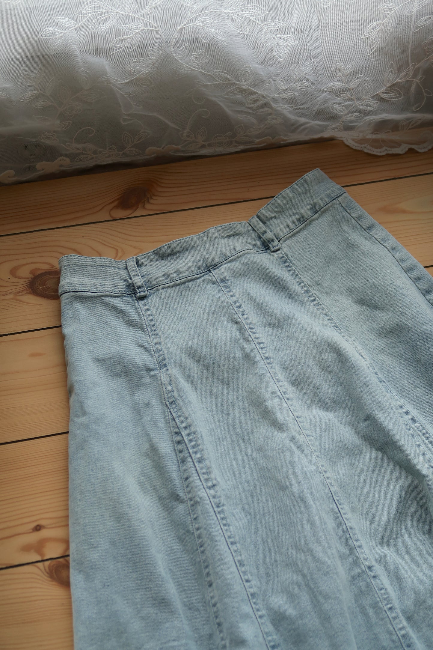 Denim Skirt (S)