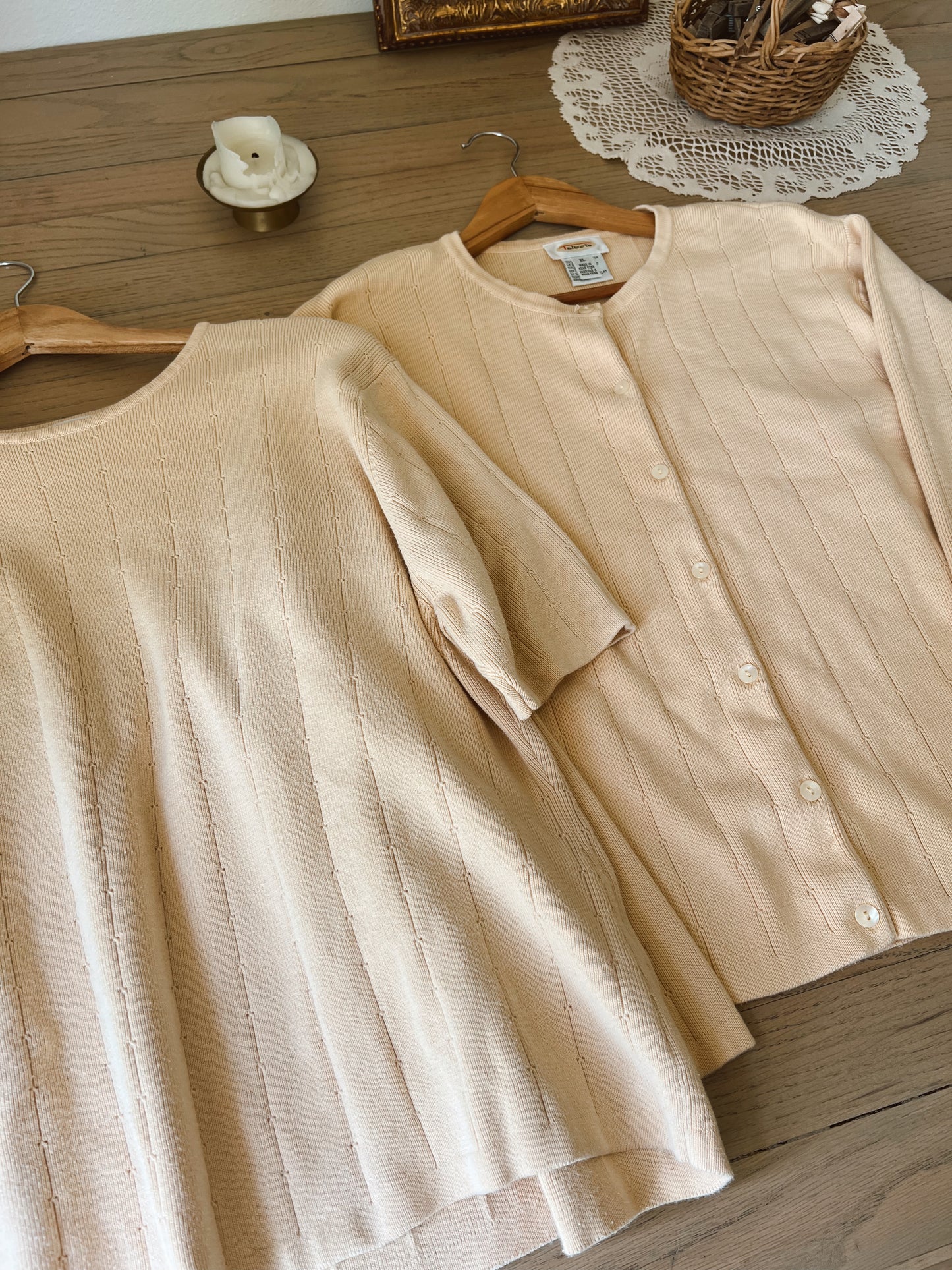 Vtg Butter Yellow Tee & Cardigan (XL)