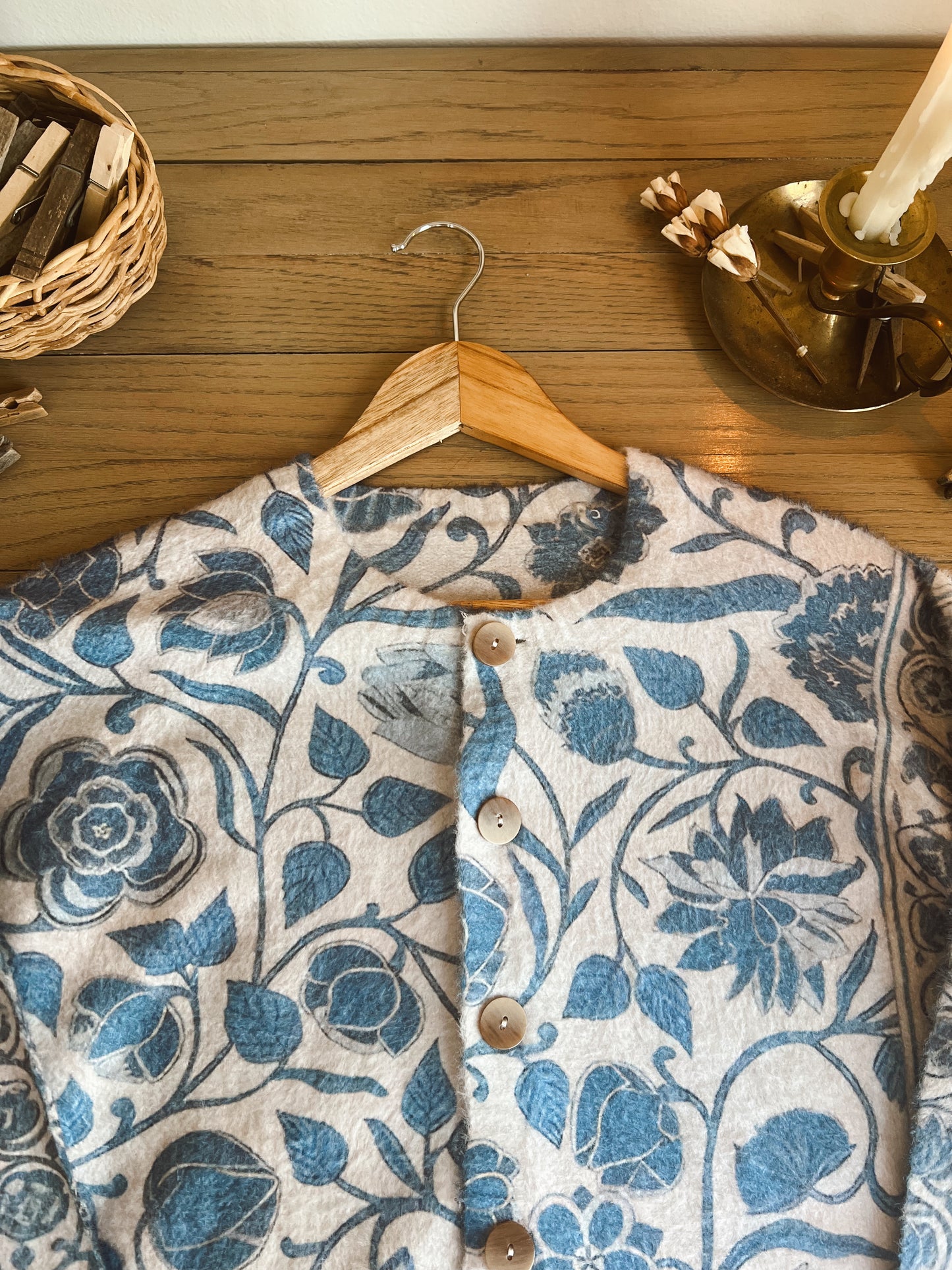 Gorgeous Wool Cardigan (M/L)