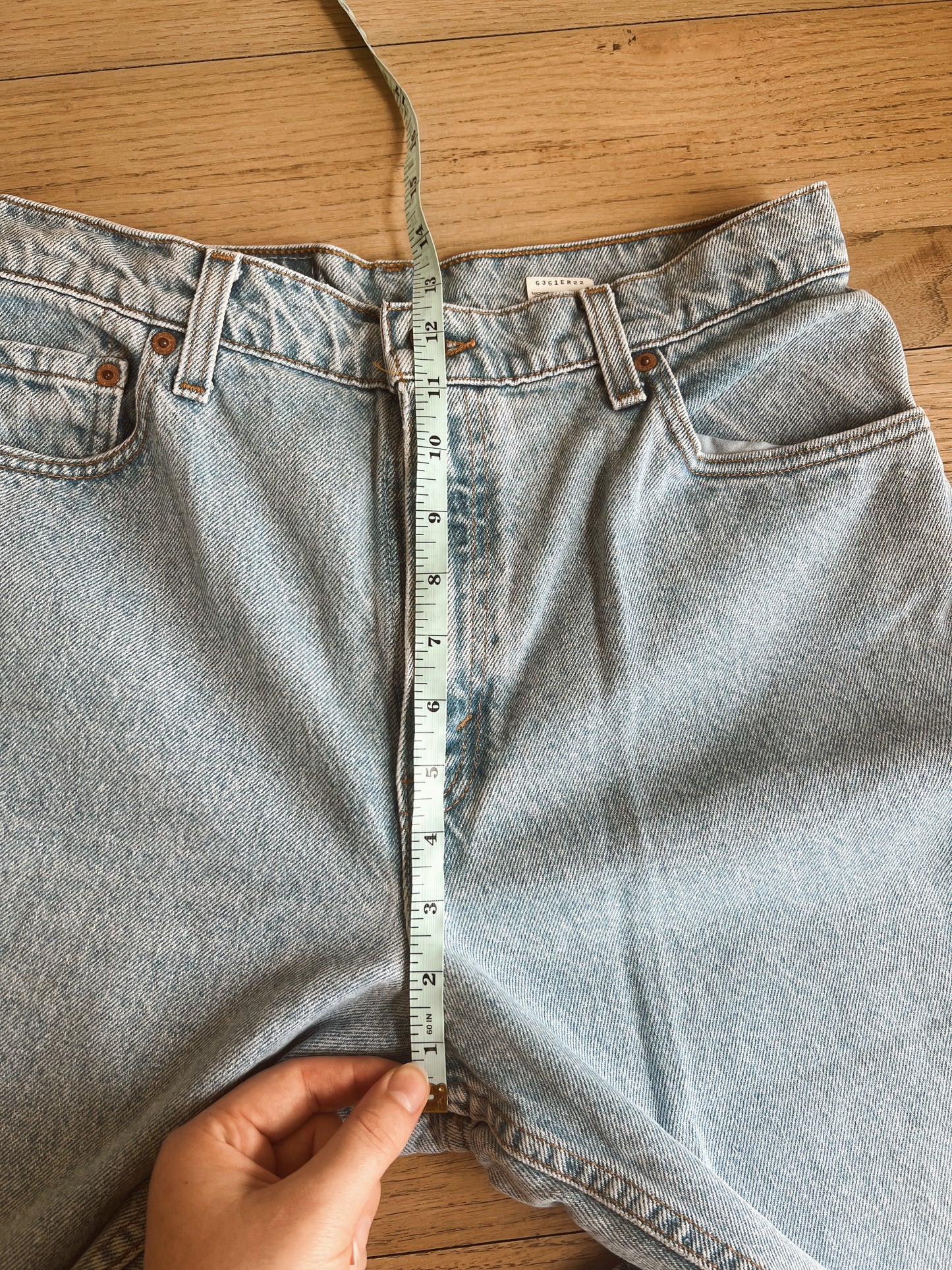 Vintage Levis (30"W)