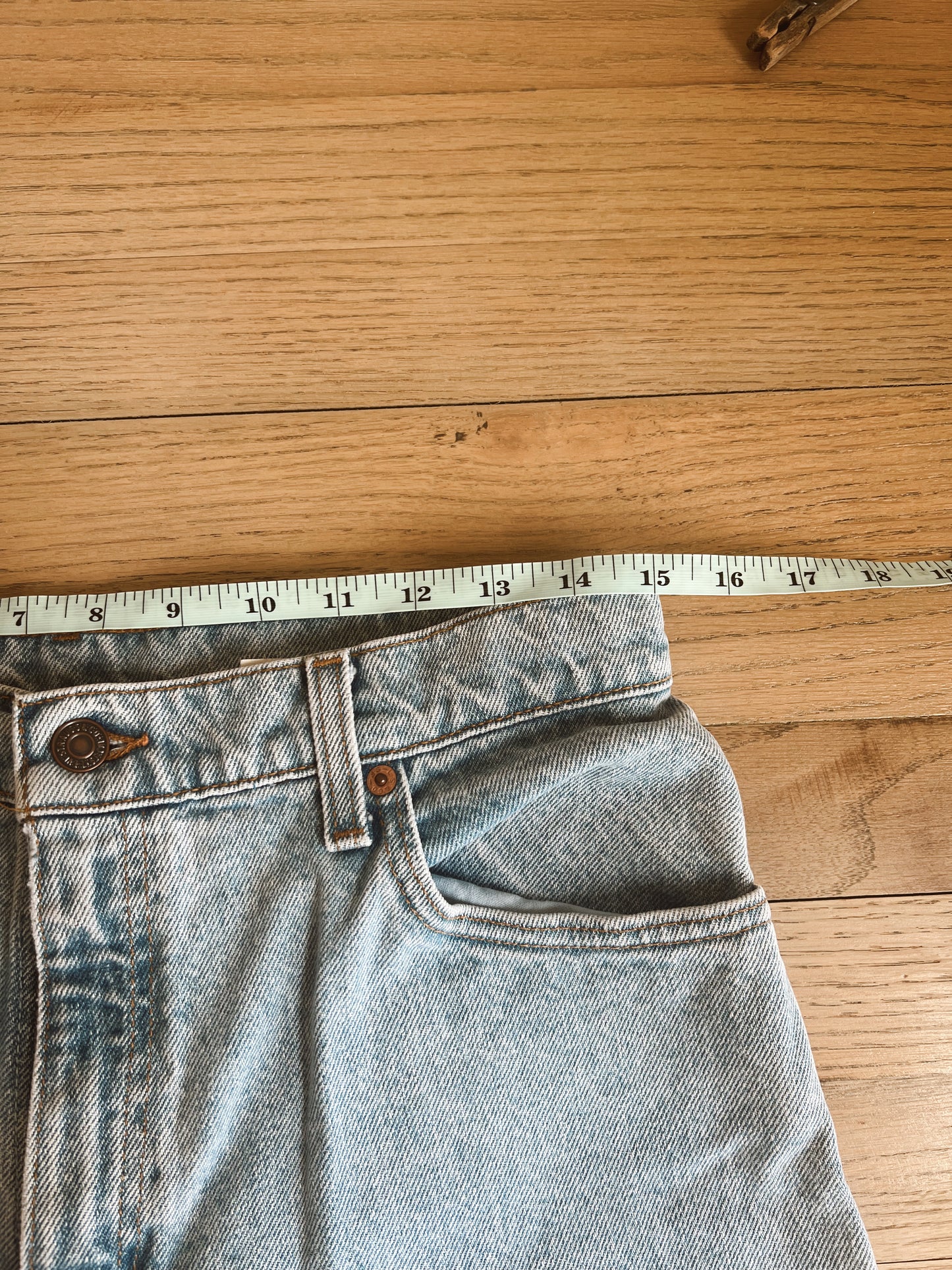 Vintage Levis (30"W)