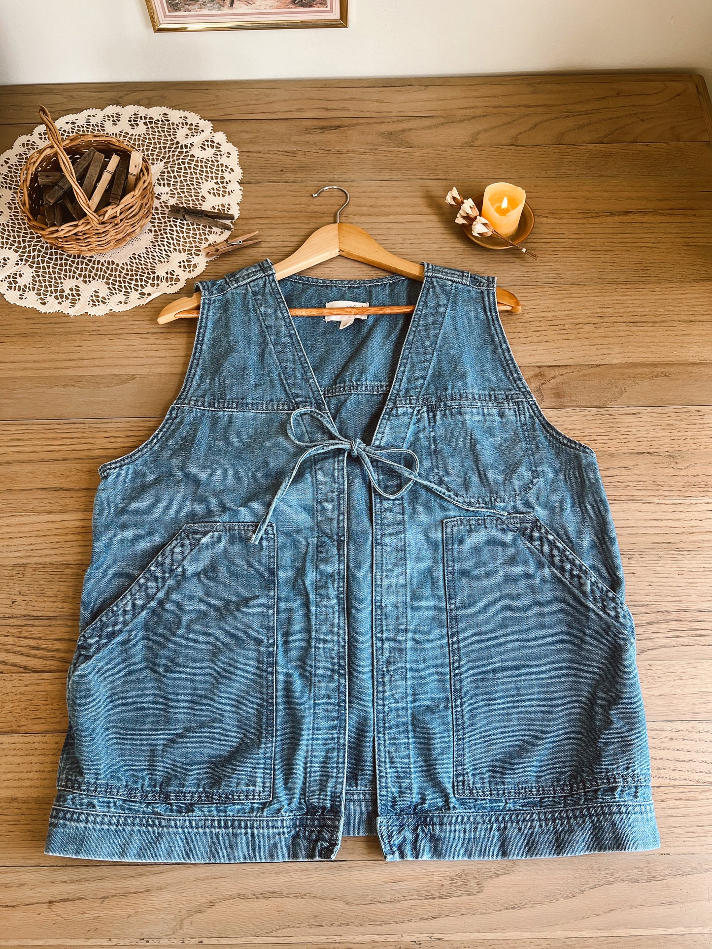 Adorable Denim Vest (M)