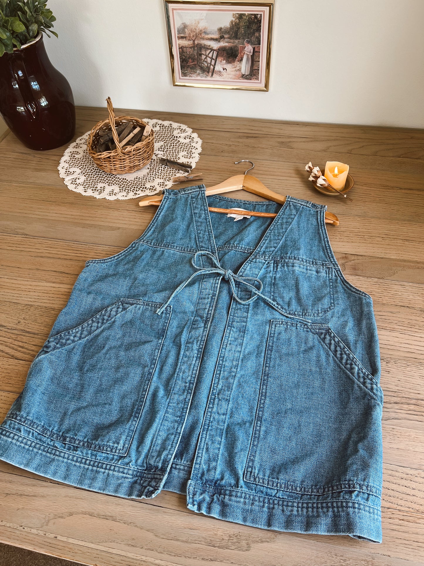 Adorable Denim Vest (M)
