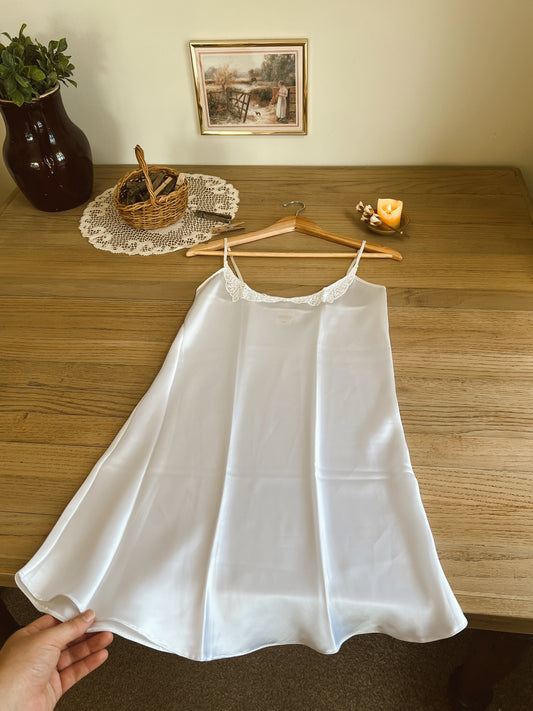 Precious White Nightgown (M)