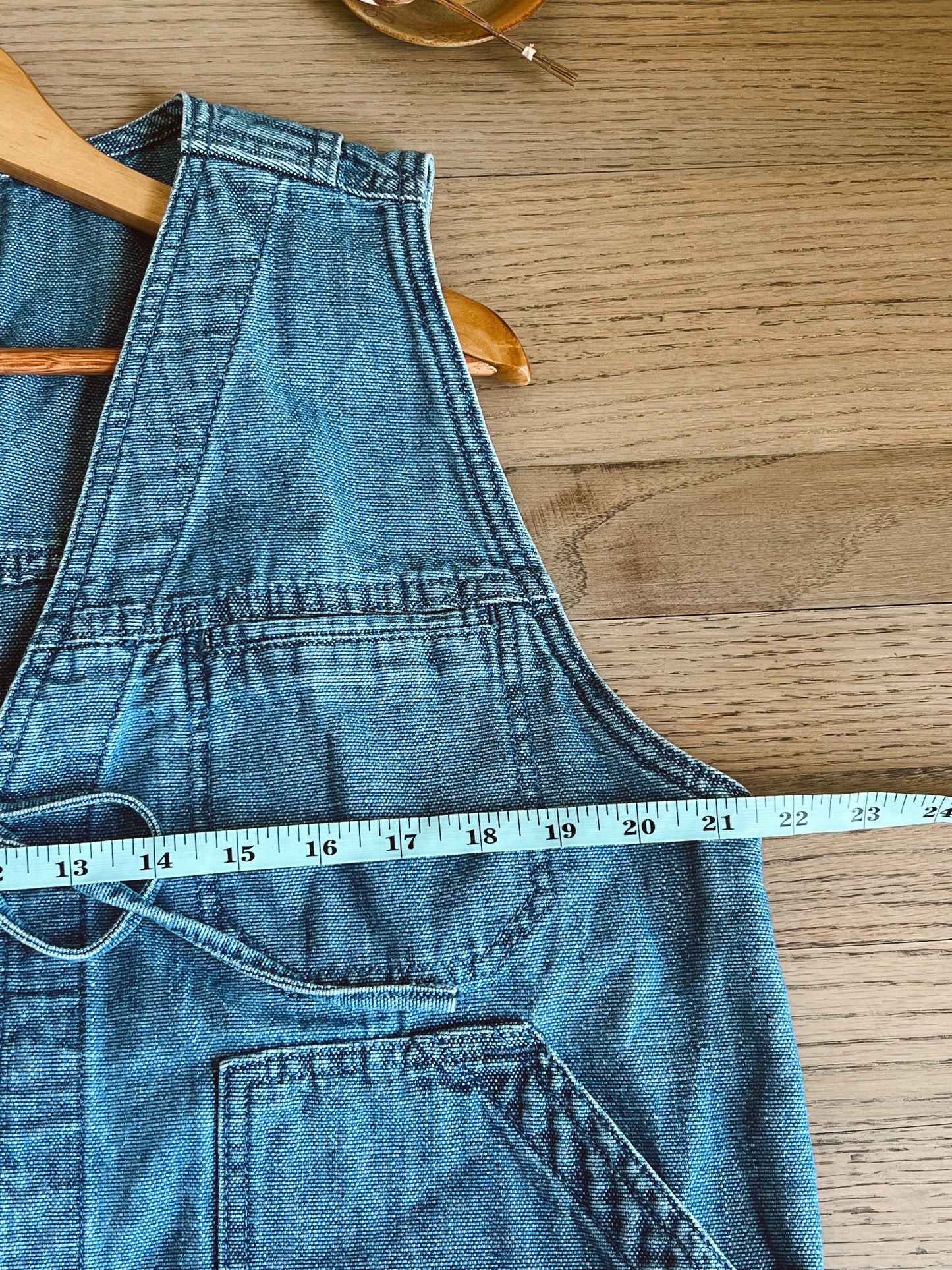 Adorable Denim Vest (M)